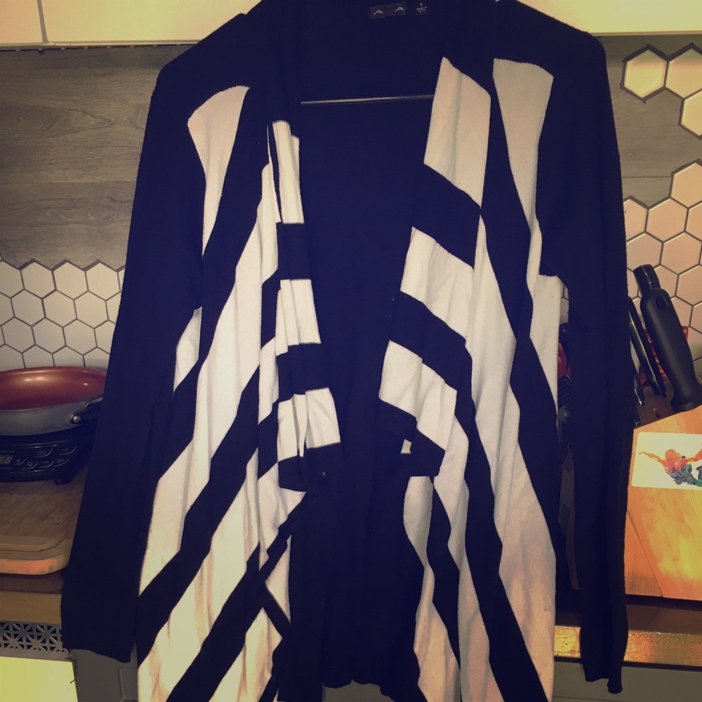 Ava Black and White Cardigan